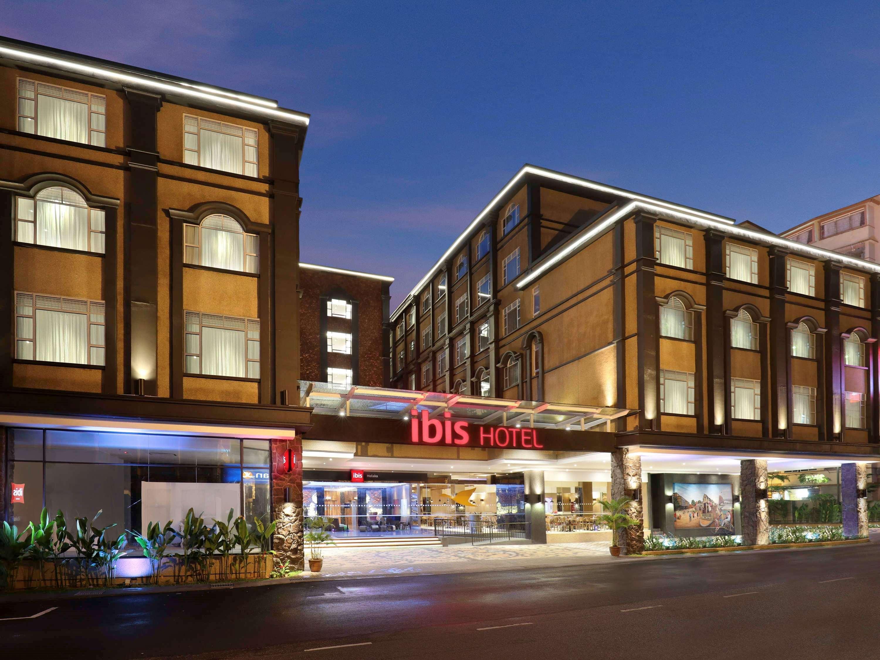 Ibis Melaka Hotel Екстериор снимка